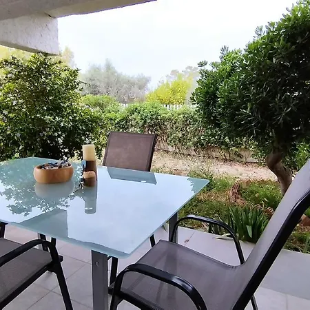 στον λεμονόκηπο Holiday home