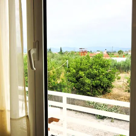 Semesterbostad στον λεμονόκηπο