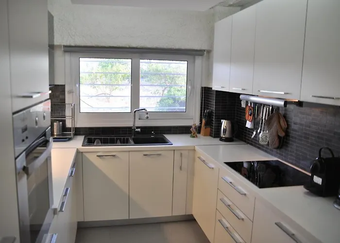 Vakantiehuis στον λεμονόκηπο Nerántza